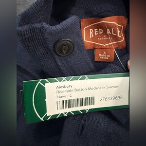 Red Ale by Alesbury Henley Mock Neck Pullover. NWT